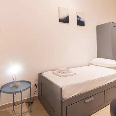 Achillini 9 *